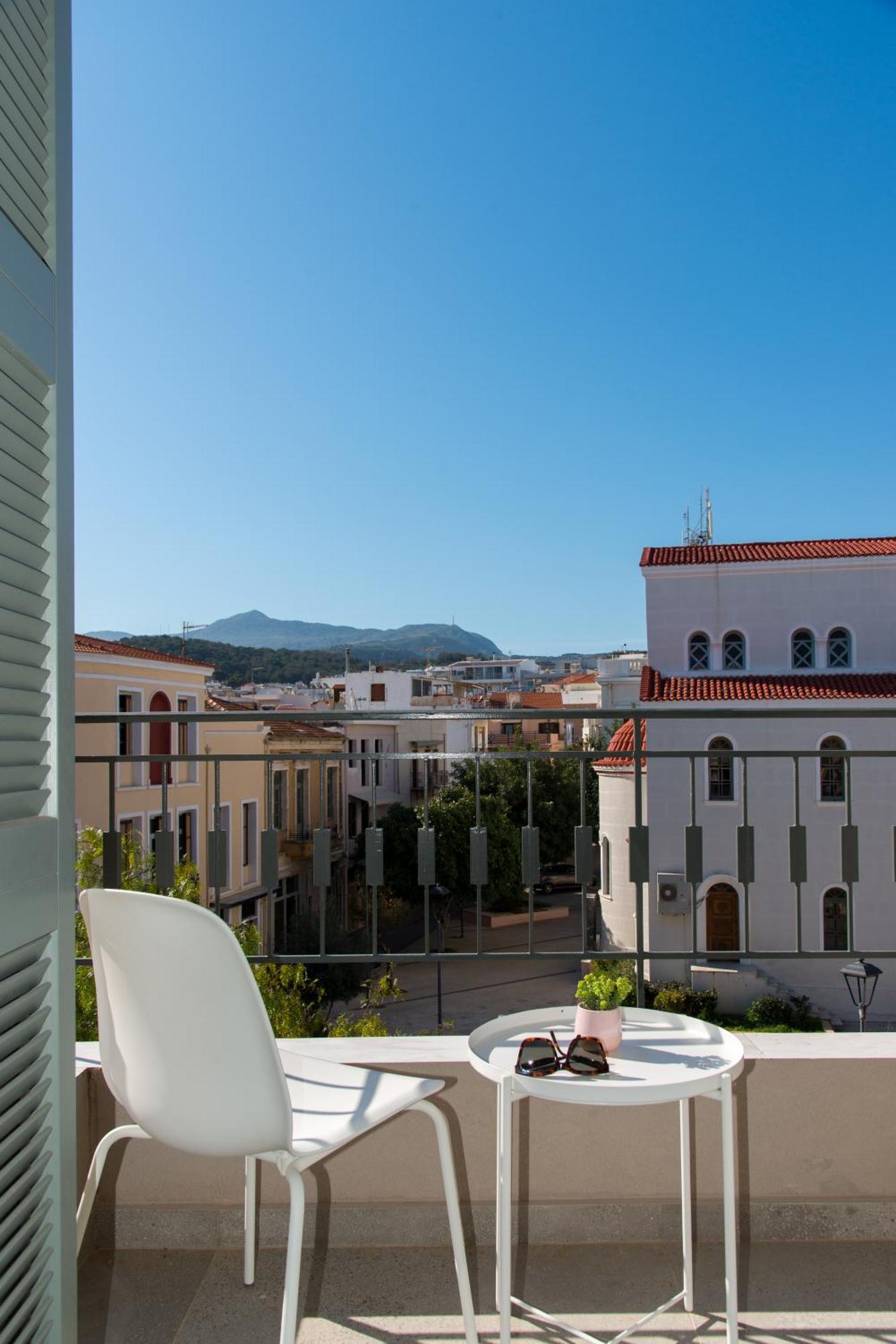 The Met Suite 3, Elegant Stay Centrally In Rethymno! מראה חיצוני תמונה